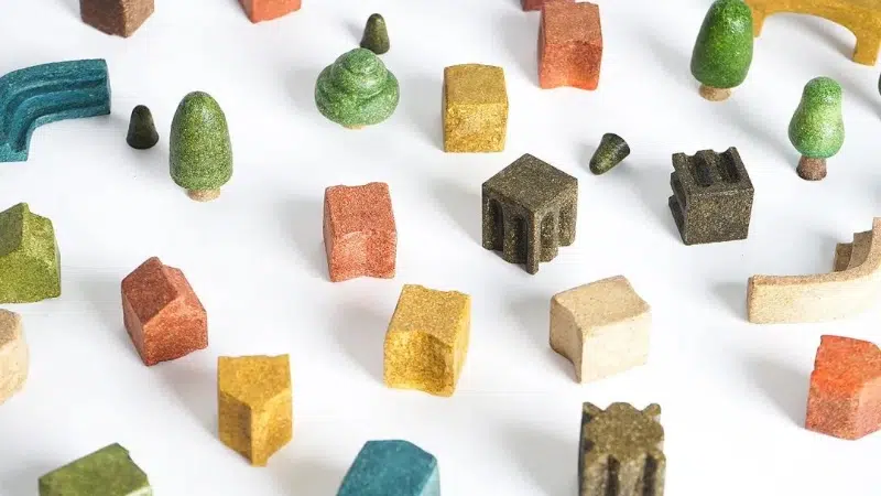 Rice husk toys for children