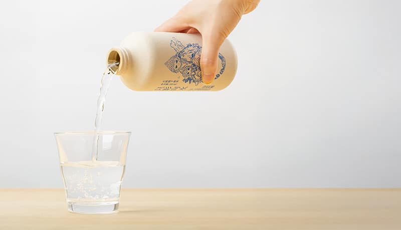 paper water bottle