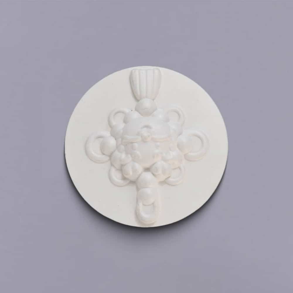 Embossing Chinese Knot Tray