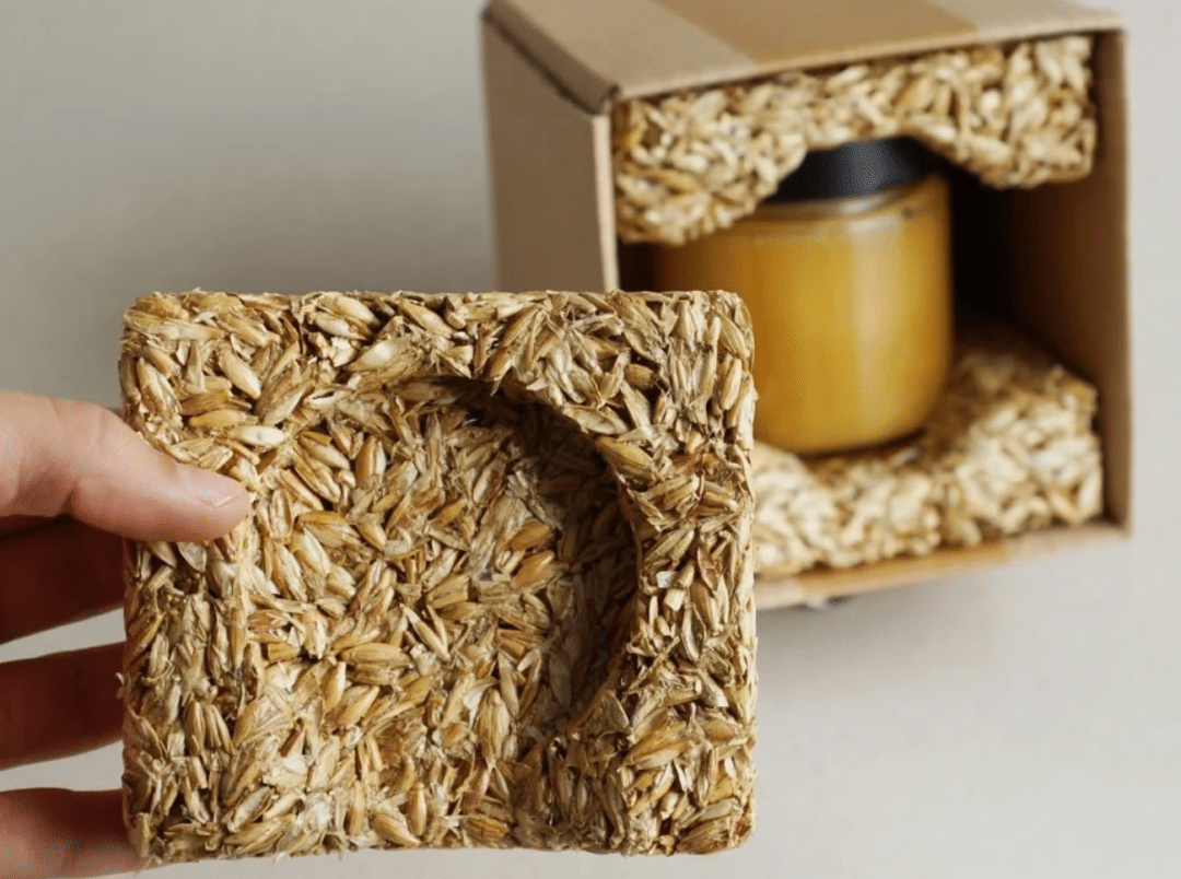 Protective Packaging Upcycling Agricultural Waste