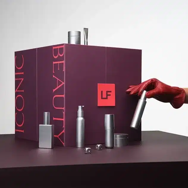 LOOKFANTASTIC — Beauty Advent Calendar packaging view 2